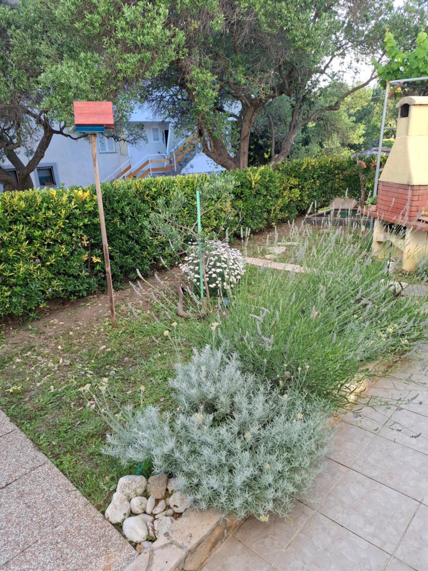 הוילה Banjol Little House Kucica מראה חיצוני תמונה